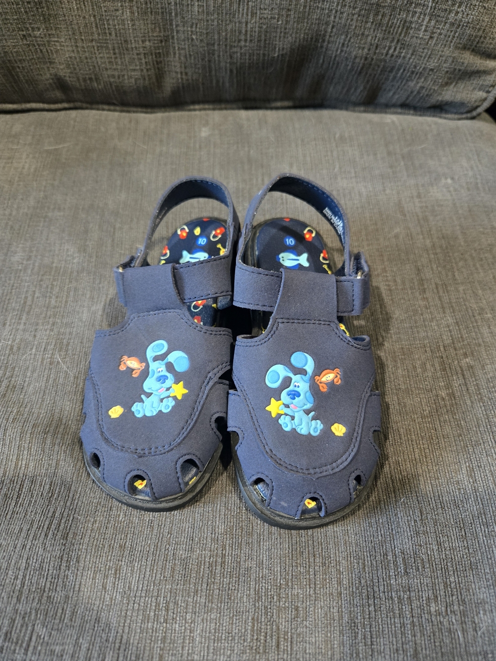 Vintage 2001 Blues Clues Children's Sandals
